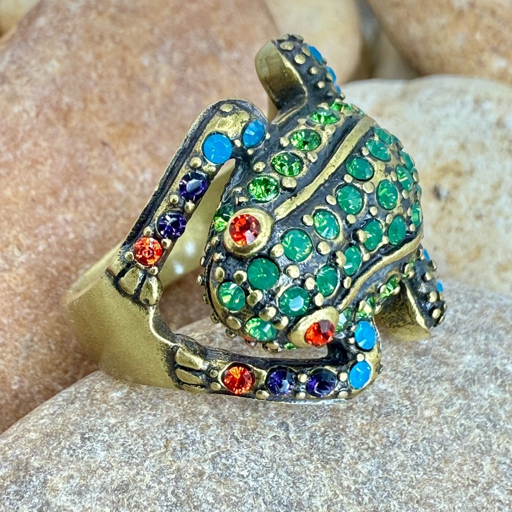 Retired Authentic Heidi Daus Green Swarovski Crystal Frog Ring –Size 7 Whimsical